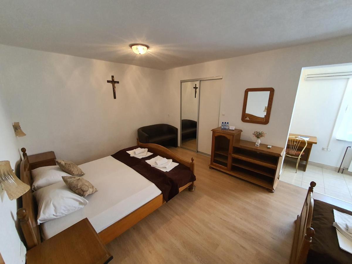 Valentino Medugorje Medjugorje Luaran gambar